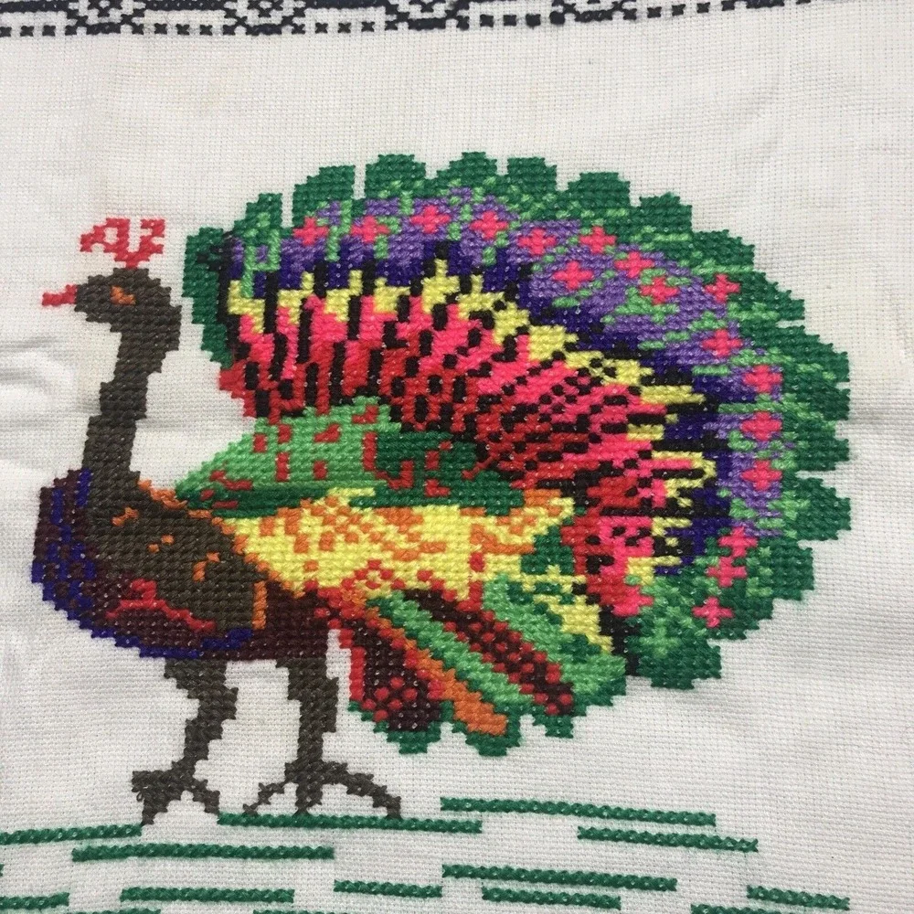 1 Embroidered Peacock Ukrainian Folk Pillow‎ Case Handmade 26